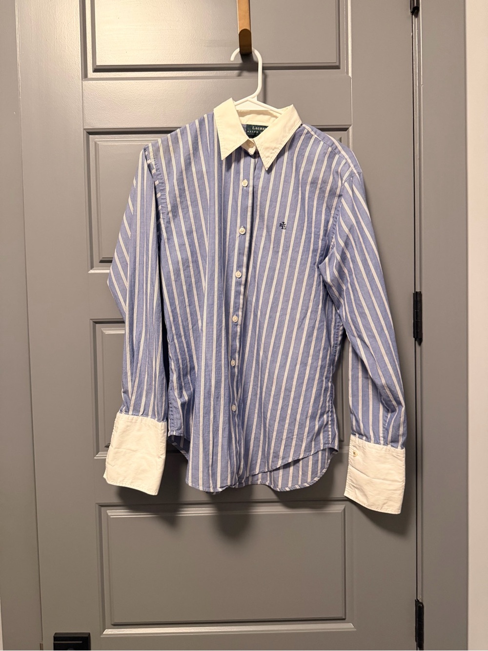 Lauren Ralph Lauren Striped Long Sleeve Button-Down Dress Shirt SIZE 8